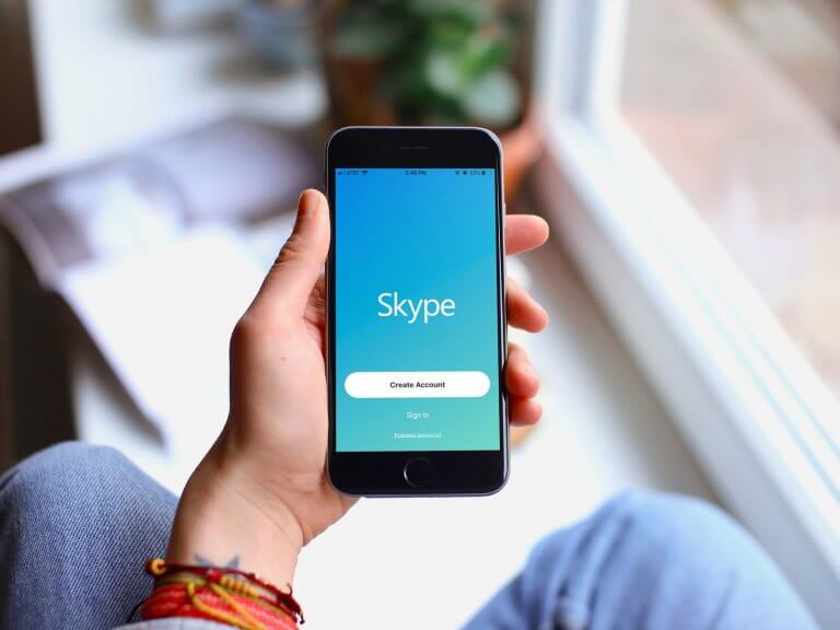 skype messages are out of order