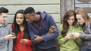 Sms-codes voor tieners